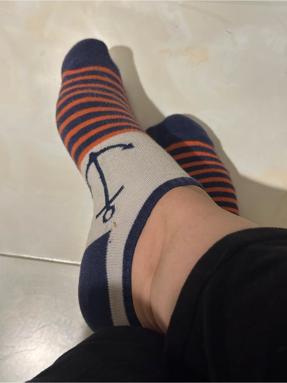 Striped Navy & Orange Anchor No-Show Socks Aeropostale